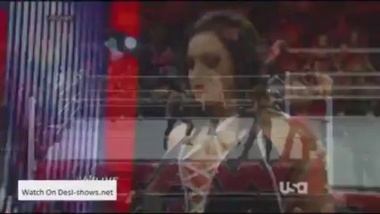 RAW 30/12/13 - Teen Divas Tag Team Match