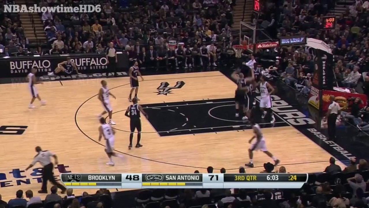 Mason Plumlee Accidentally Scores for Spurs