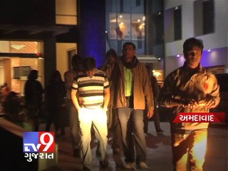 Download Video: Police raid booze New Year Party in Ahmedabad , 20 arrested -  Tv9 Gujarat