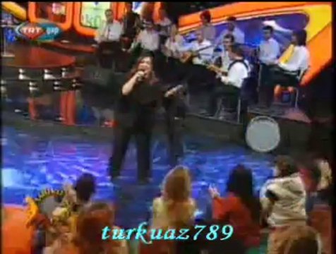 Belkıs AKKALE-Yaktın Yandırdın Beni (Siyah Perçemini Yâr Yâr Dökmüş Yüzüne)