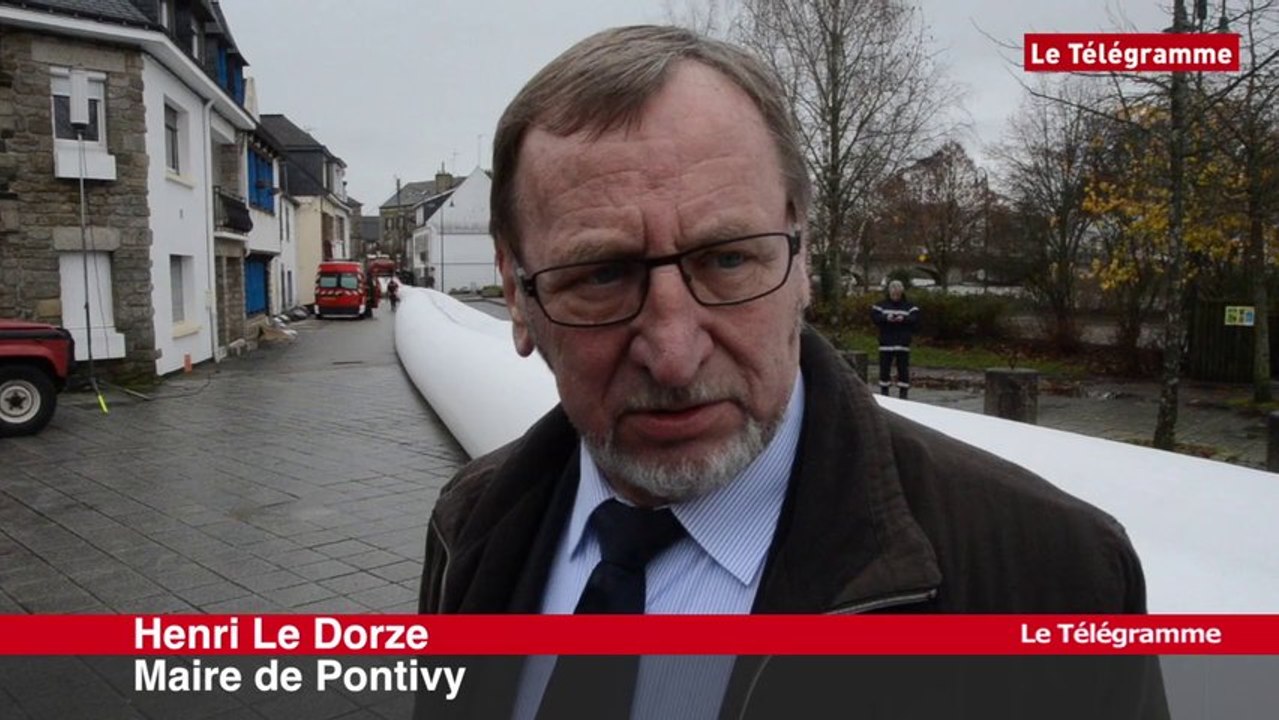 Pontivy. Une digue gonflable pour empêcher les inondations