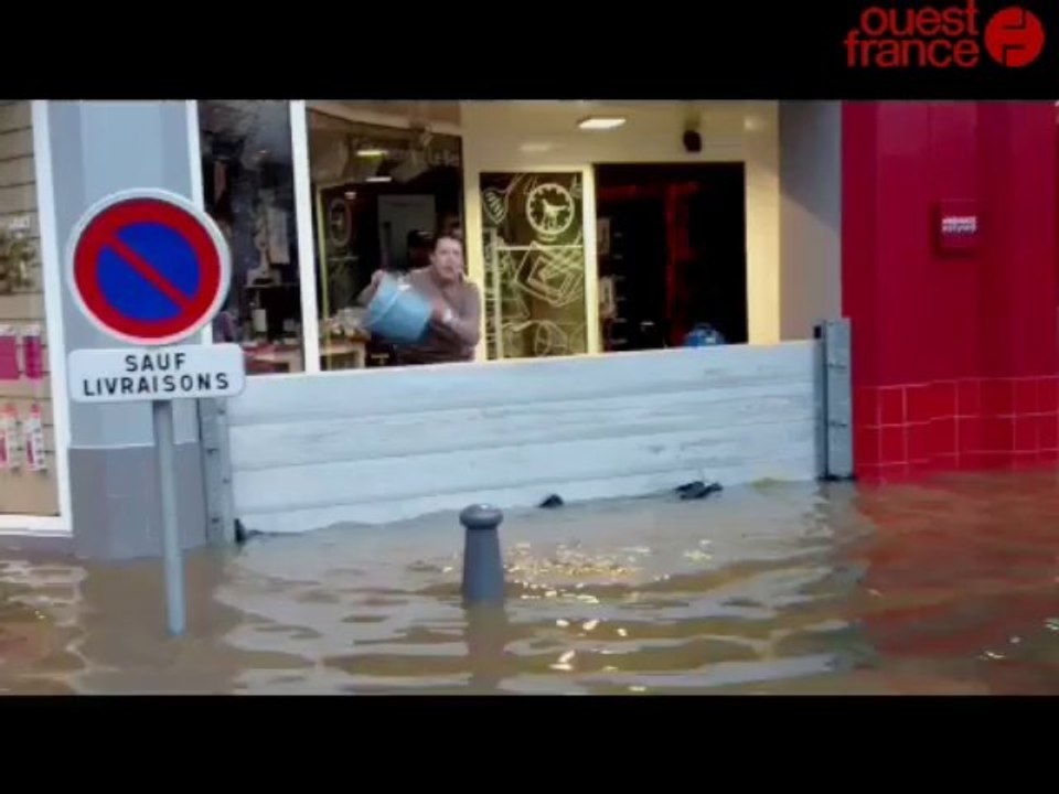Le centre-ville de Landerneau inondé