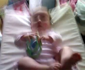 Nikki op aankleedkussen 2