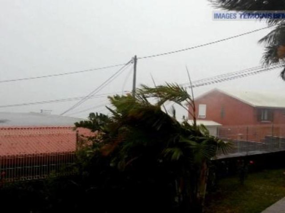 La Réunion en alerte rouge à l'approche du cyclone Bejisa - 02/01