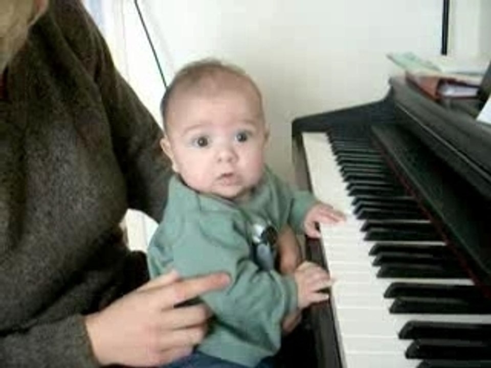 Louis pianiste