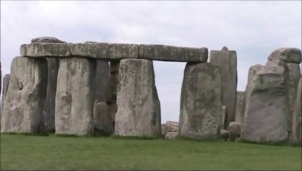 Mysterious Stonehenge Looks Like a Cross - Avebury, Britain. Europe Holidays