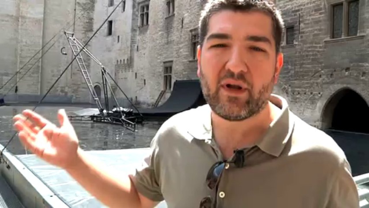 L'envers du festival : la cour d'honneur comme vous ne l'avez jamais vue