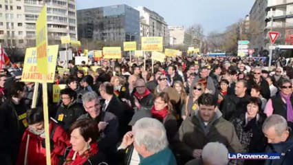 Les anti-métropole réunis à Marseille
