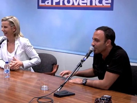 Nikos Aliagas et Laurence Ferrari chantent Johnny avec nos lecteurs