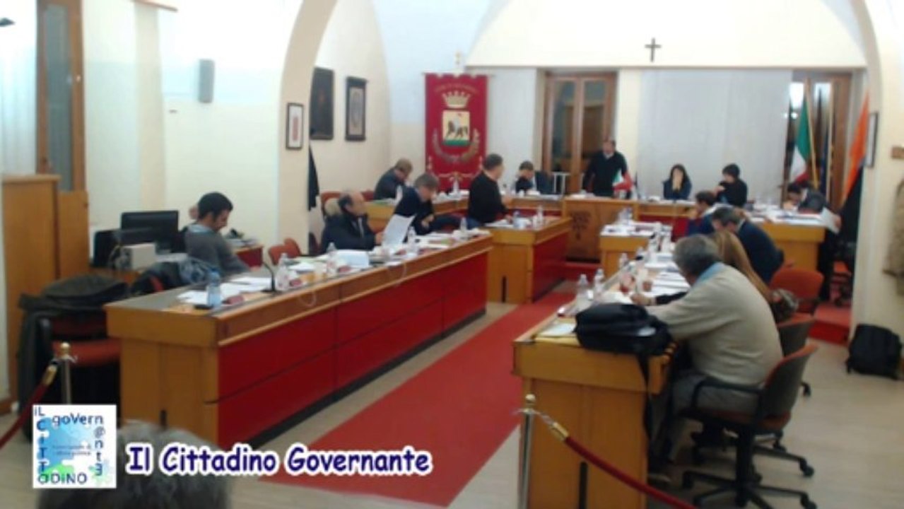 Consiglio 29 novembre 2013_punti 1e2 verifica areee destin. a insediamenti e piano alienazioni replica Crescentini