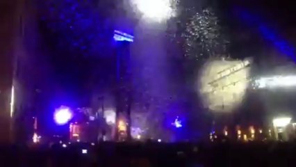 MP 2013 : pluie de plumes sur le cours d'Estienne d'Orves