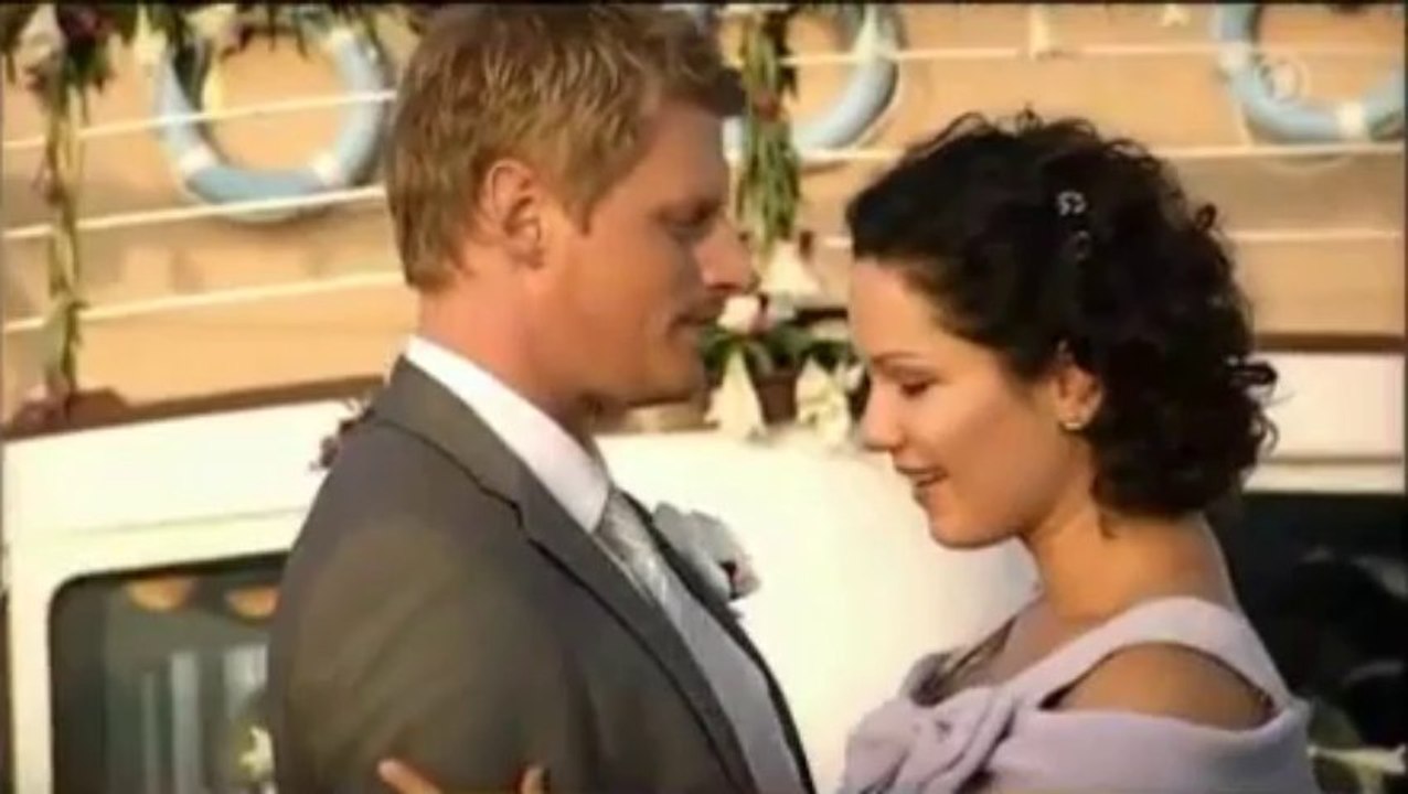 Emma und Felix auf dem Dampfer Magic Moment