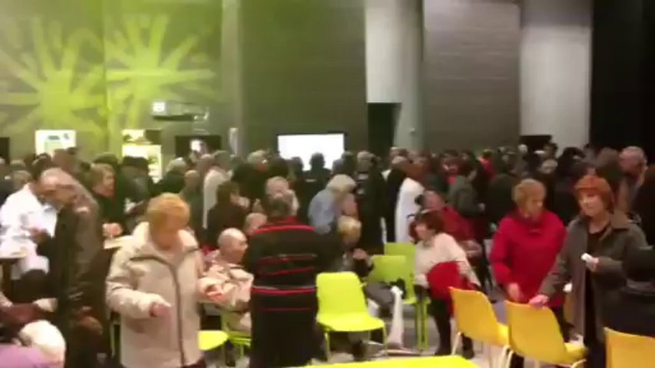 Les Aubagnais découvre leur nouvelle salle des fêtes