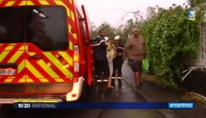 La Réunion : le cyclone Bejisa s'éloigne lentement