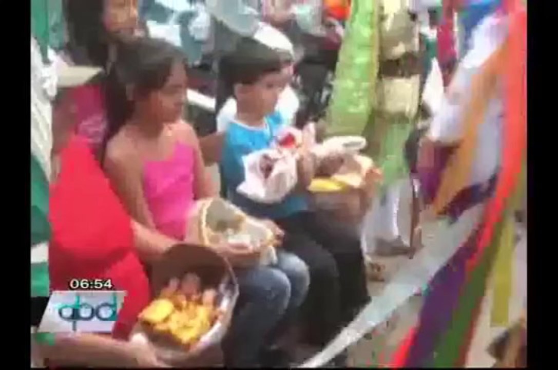 Huánuco y Junín recibieron 2014 con tradicionales Huaconada y danza de Negritos