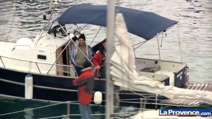 Parc des calanques : les opposants bloquent le port