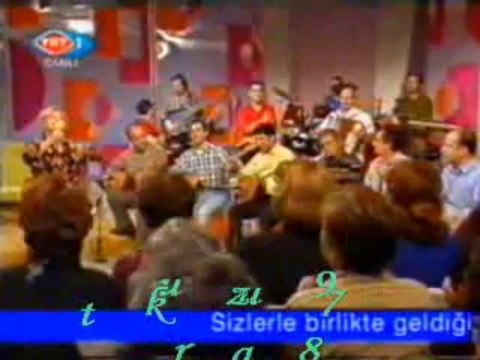 Bedia AKARTÜRK-Zahidem-1 Karşı Bağda Sıra Sıra Bademler-1