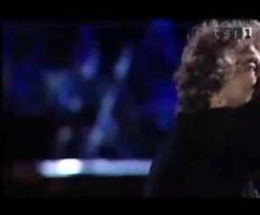 Beppe grillo parla della IG FARBEN "Farmaci Bayer"