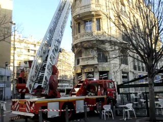 Marseille : un bloc de béton tombe sur un enfant