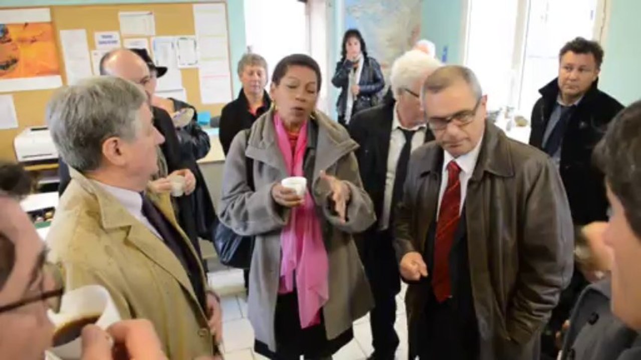 Visite de la ministre déléguée à la réussite sc...