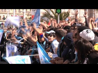 Deschamps; Anigo et Dassier dans les locaux du journal