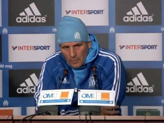 Le cas Mendes : "Trois joueurs pour deux places; c'est pas de trop" (Baup)