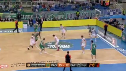 Panathanaikos 73 - 57 EA7 Emporio Armani