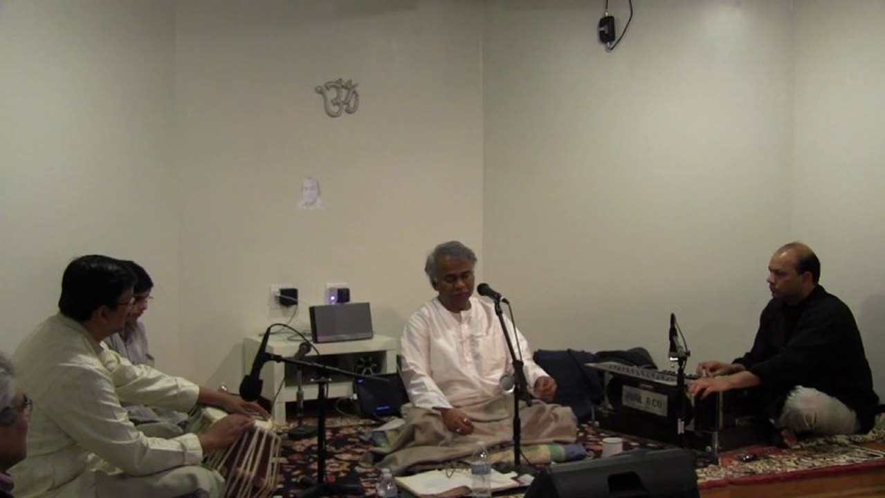 PANDIT DR. NAGARAJA RAO HAVALDAR IN CONCERT IN CHICAGOLAND: "MURALI MANMOHAN"