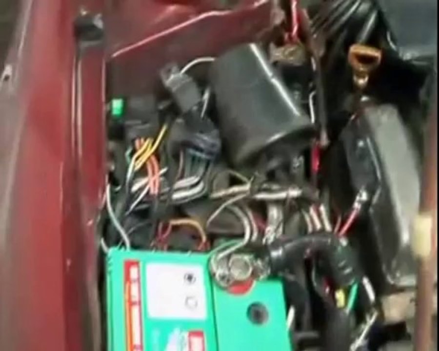 Daniel Dingel demonstrates how his water powered car works