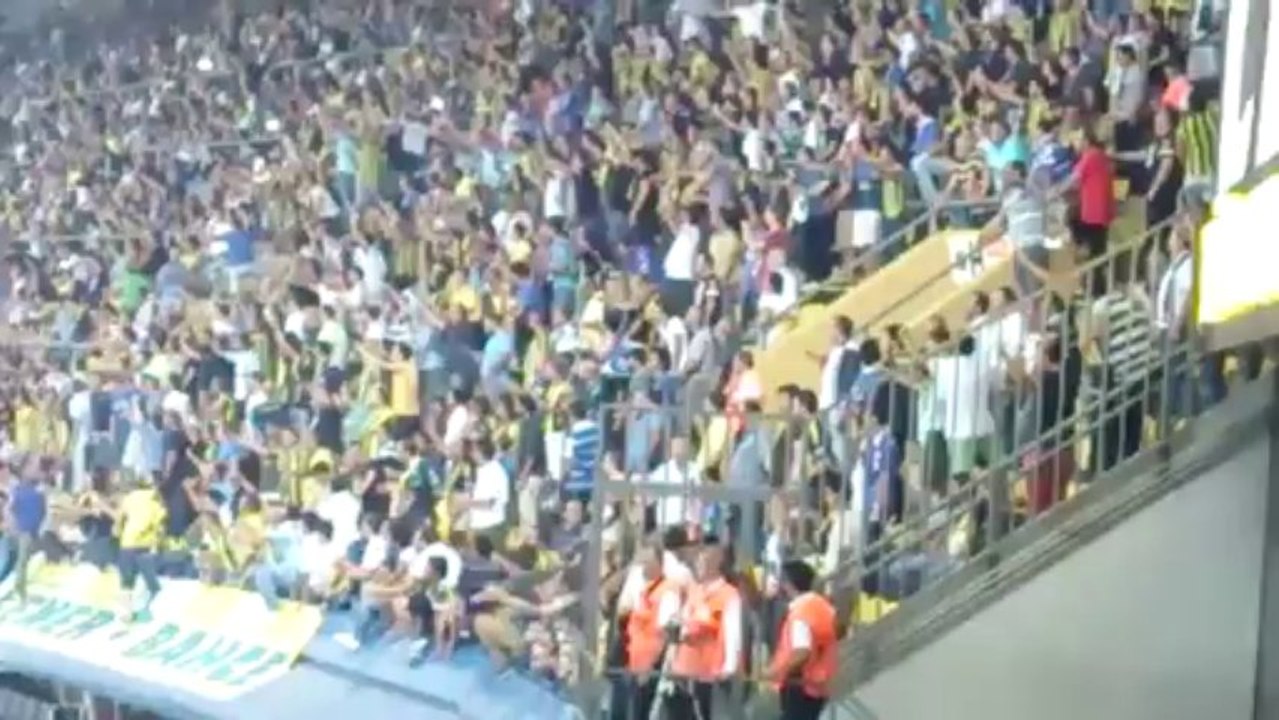 Giy formanı çık sahaya yüreğini koy ortaya