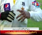 Akmal fractured his finger Younis to do the Keeping