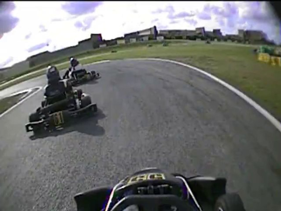 Karting KFS100 à Ancenis - juillet 2012