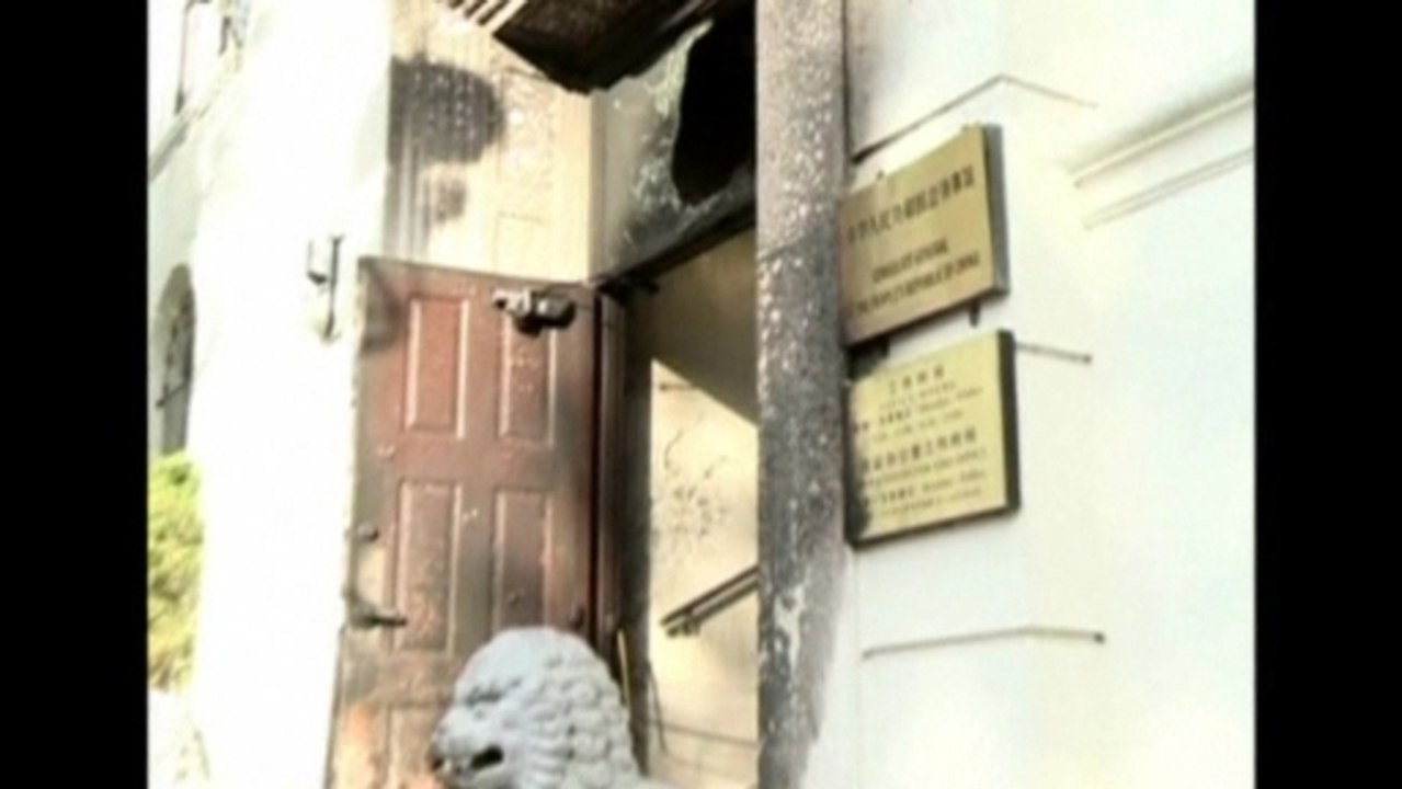 Arsonist sets Chinese consulate on fire in US