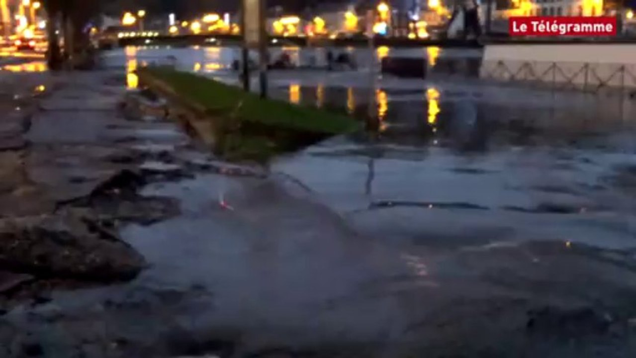 Châteaulin. Crues : l'Aulne à un très haut niveau