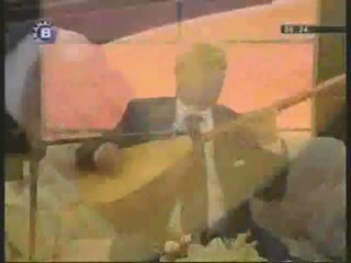 Üstat Cahit UZUN Türkiye'nin Tezenesi (Kanal B) Aya bak nice gider