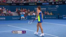 La Azarenka piega la Jankovic, in finale Williams o Sharapova