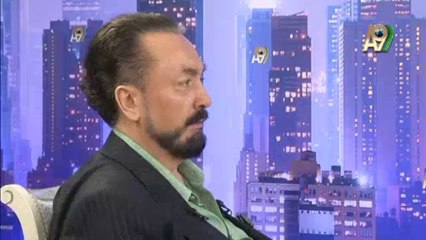 Athena grubunun solisti Gökhan Özoğuz’un Şeyh Nazım El Kıbrisi Hocamızı sevmesi onun ruhundaki sevgi yüceliğini gösterir.