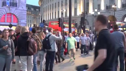 Hubi - Vas'y // Clip officiel // fonce dans la vie!