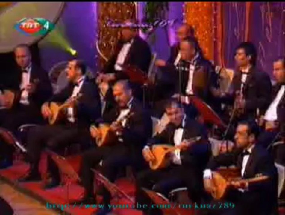 Bedia AKARTÜRK-Dersini Almış Da Ediyor Ezber (Yozgat Sürmelisi)
