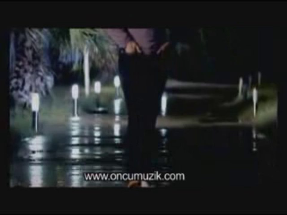 Ağladım (Muazzez Ersoy)