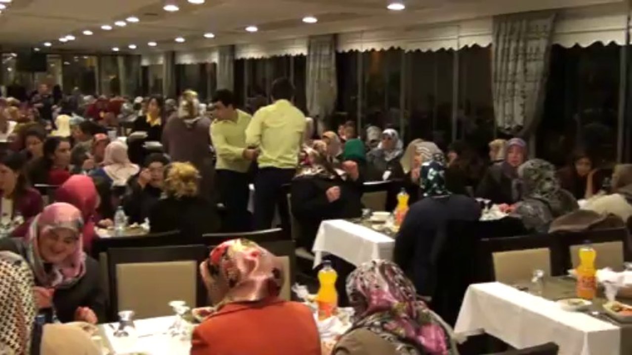 Rıdvan Oyar'dan Bayanlara Yemek