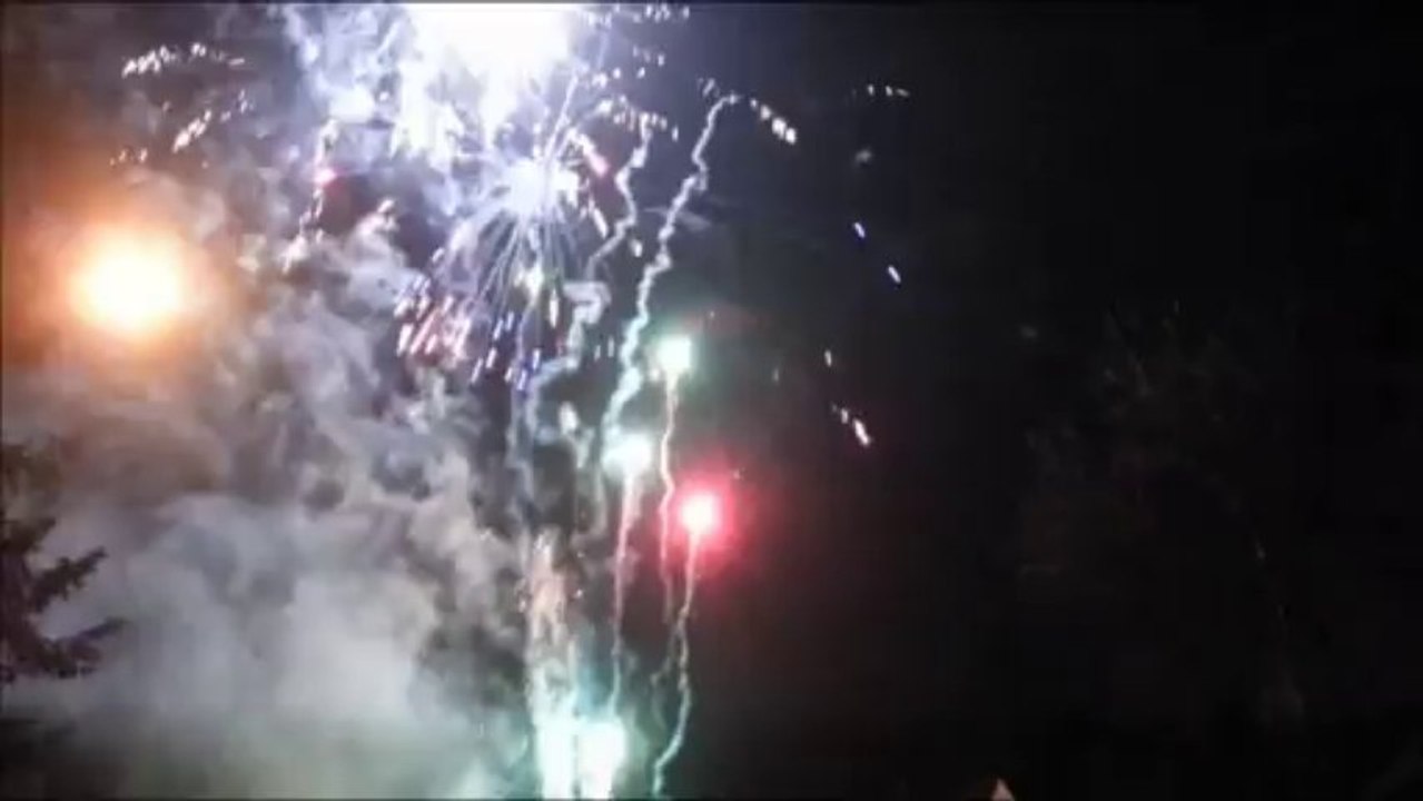 Mein Verbundfeuerwerk Silvester 2013/2014 780 Schuss aus 39 Batts