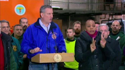 US eastern shore snowed in from Washington to Boston