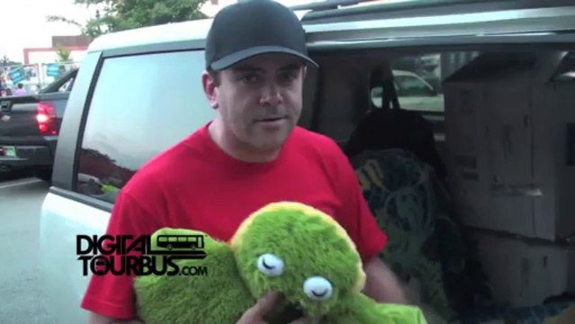 MC Chris - BUS INVADERS Ep. 292