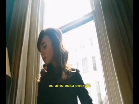 Lily Collins nos bastidores da Glamour Uk Magazine