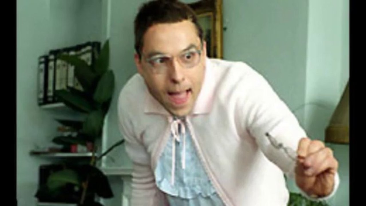 Ann ( from Little Britain ) sings War of the Wo...