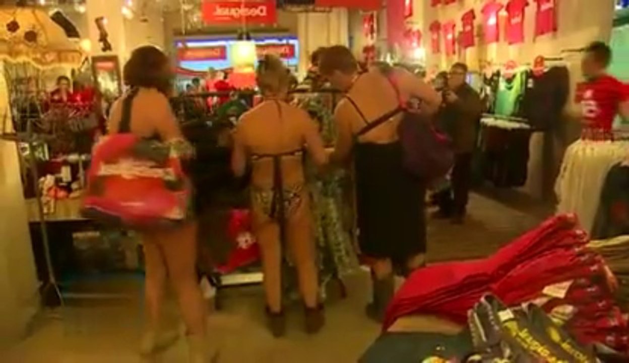 Soldes assez spéciales en Belgique : 2 articles gratuits pour les 100 premiers clients en sous-vêtement!