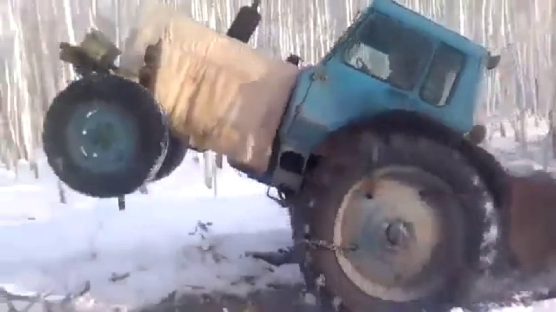 Dumb Tractor Driver... Russian drivers are the best! - Vidéo Dailymotion
