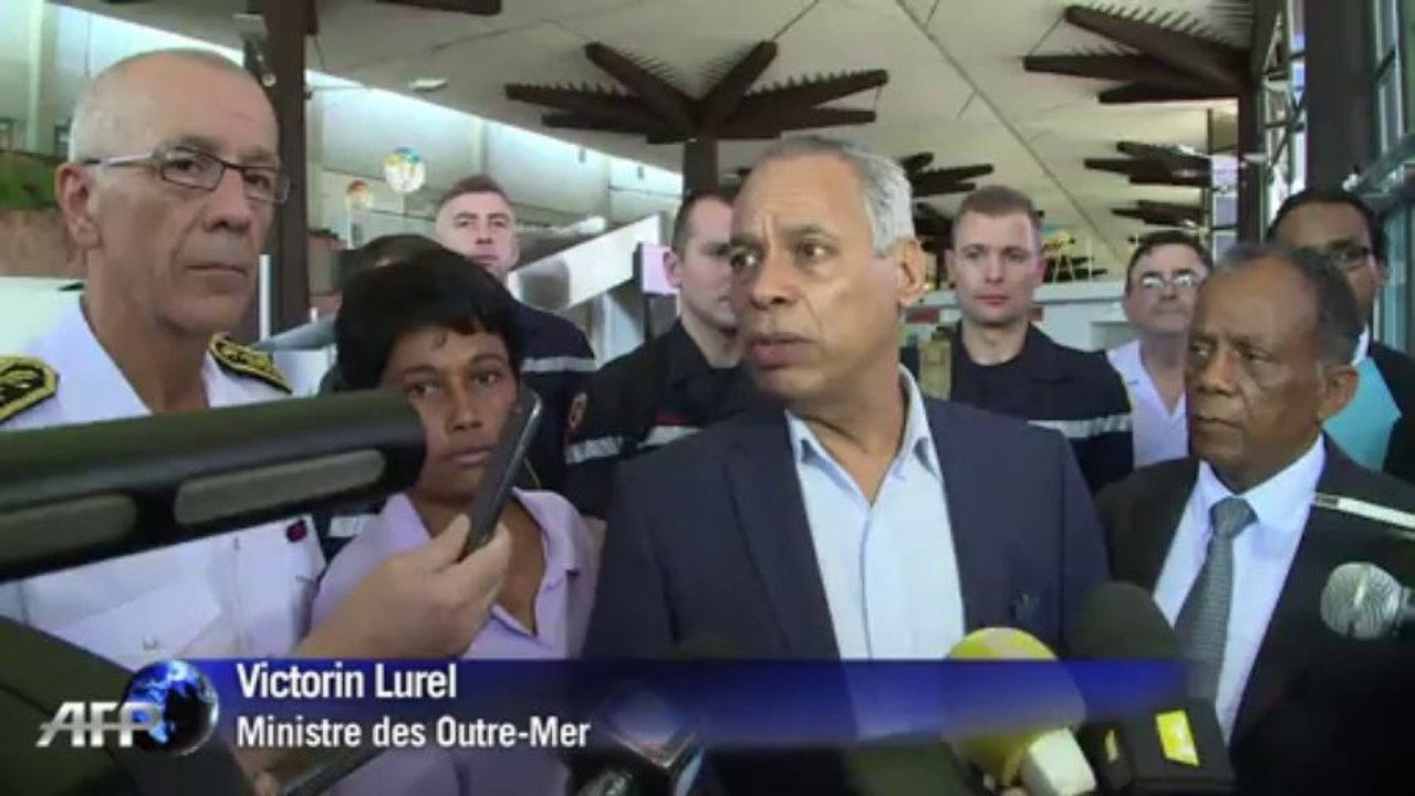 Victorin Lurel à La Réunion après le passage du cyclone