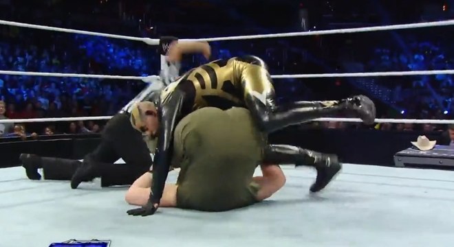 The Rhodes Brothers vs. The Wyatt Family - WWE Tag Team Title Match SmackDown!!